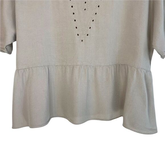 Gentle Fawn 100% Viscose Oversize Peplum Top - Picture 4 of 7